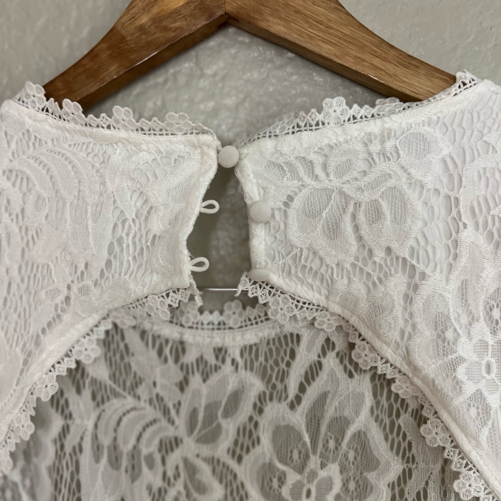 NWOT Your One and Only White Lace Backless Mermaid Maxi Dress - Picture 8 of 10